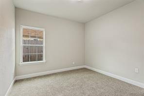 5520 Goodman Avenue - Photo 25