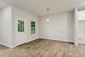 5520 Goodman Avenue - Photo 5
