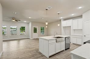 5520 Goodman Avenue - Photo 8
