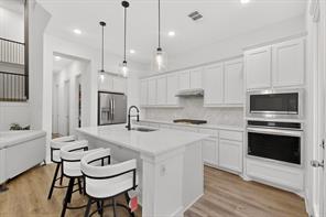 1162 Queensdown Way - Photo 2