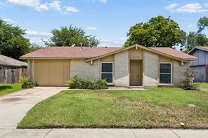 6221 Pine Street - Photo 1
