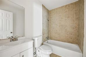 6221 Pine Street - Photo 10