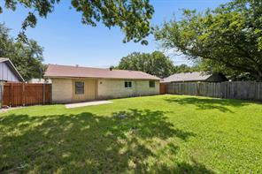 6221 Pine Street - Photo 12
