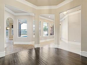 4304 Tree House Lane - Photo 6