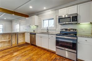 1110 Chestnut Street - Photo 10