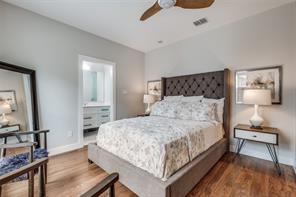 734 N Montclair Avenue - Photo 16