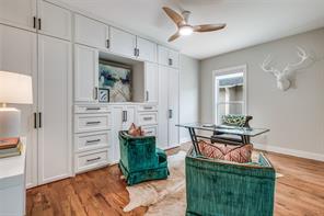 734 N Montclair Avenue - Photo 20