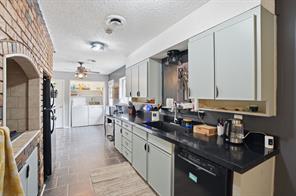 6801 Yolanda Drive - Photo 22