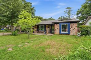 6801 Yolanda Drive - Photo 3