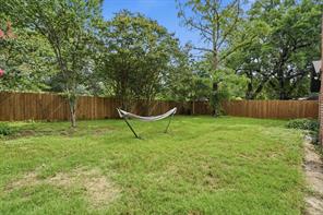 6801 Yolanda Drive - Photo 32