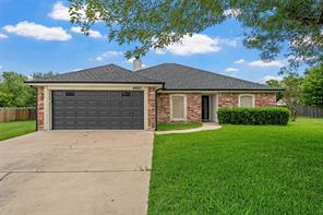 4602 Stonehaven Drive - Photo 2