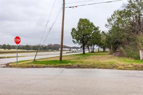 8316 Marigold Drive - Photo 4