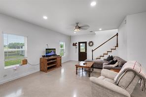 124 County Road 4511 - Photo 12