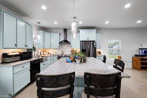 124 County Road 4511 - Photo 4