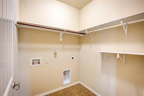 1109 Central Village Drive - Photo 29