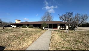 903 Interstate Highway 30 E - Photo 2