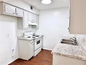 441 SW Thomas Street - Photo 7