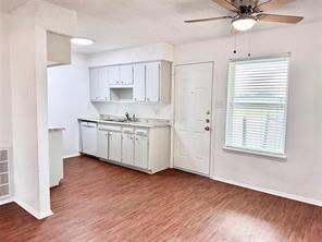 441 SW Thomas Street - Photo 8