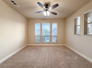725 Lyndhurst Drive - Photo 13