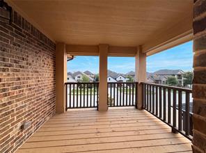 725 Lyndhurst Drive - Photo 32
