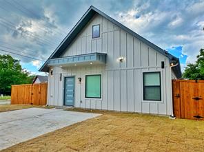 2916 Hemphill Street - Photo 1