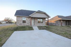 901 N Barrett Avenue - Photo 1