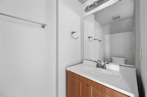 4921 Miller Avenue - Photo 8