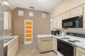 1701 Creekway Drive - Photo 11