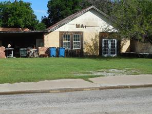 203 N Austin Street - Photo 4