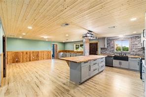 14001 Highway 377 S - Photo 18
