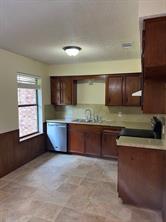 404 Renfro Street - Photo 4