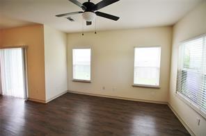 112 Bridle Court - Photo 3