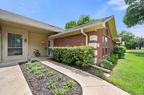 1209 W 3rd Avenue - Photo 2