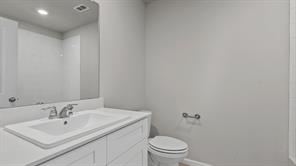 8401 BLUEBONNET BEND Road - Photo 35