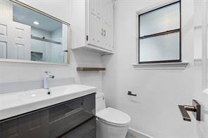 1908 Lakehill Court - Photo 32