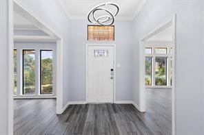1908 Lakehill Court - Photo 4