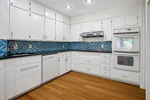 6611 Fernshaw Drive - Photo 12