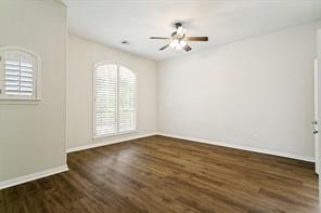 1148 Amy Drive - Photo 3