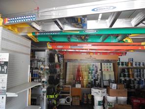 709 W Loop 254 - Photo 17