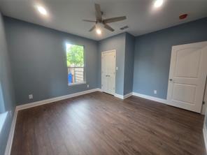 503 W Elm Street - Photo 17