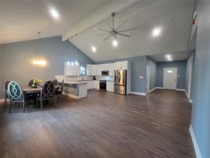 503 W Elm Street - Photo 5