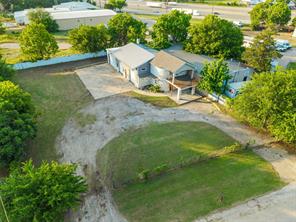 301 E Dallas Street - Photo 1