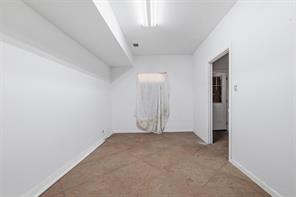 301 E Dallas Street - Photo 20