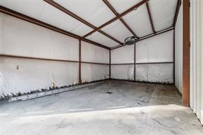 301 E Dallas Street - Photo 23