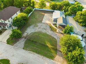 301 E Dallas Street - Photo 6