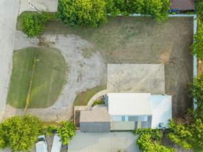 301 E Dallas Street - Photo 8