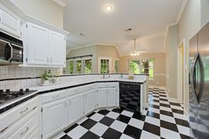 5504 Yacht Club Drive - Photo 16