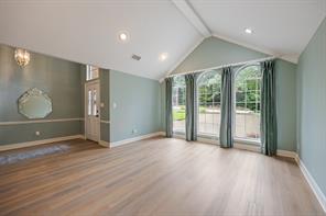 5504 Yacht Club Drive - Photo 9