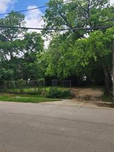 115 E Pembroke Avenue - Photo 3