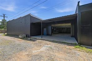 613 S Armstrong Avenue - Photo 4